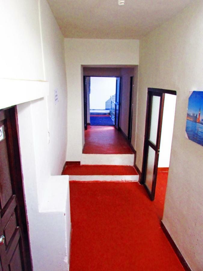 The Grasshopper Hostels Av Alta Cusco Exterior foto