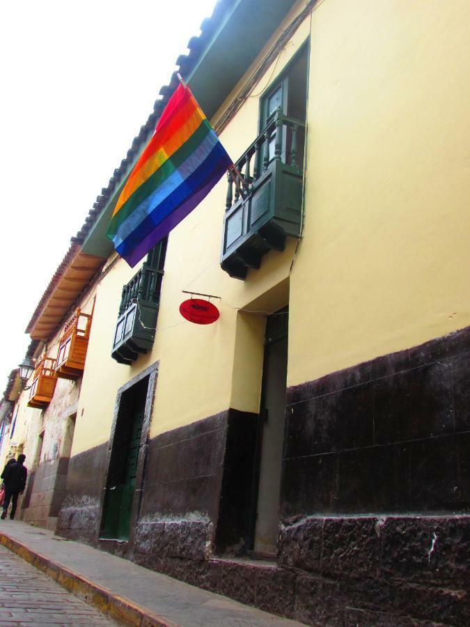 The Grasshopper Hostels Av Alta Cusco Exterior foto
