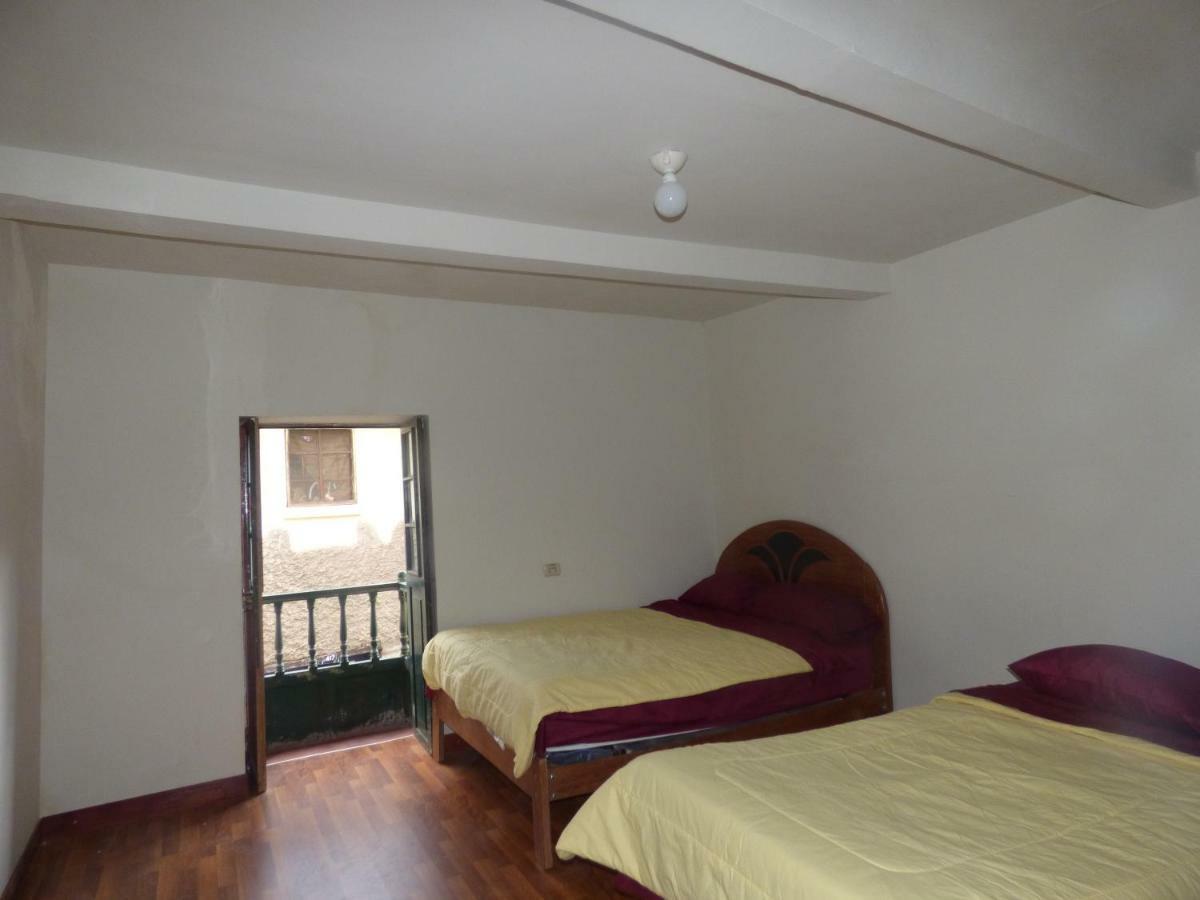 The Grasshopper Hostels Av Alta Cusco Exterior foto
