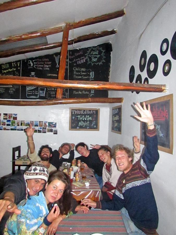 The Grasshopper Hostels Av Alta Cusco Exterior foto
