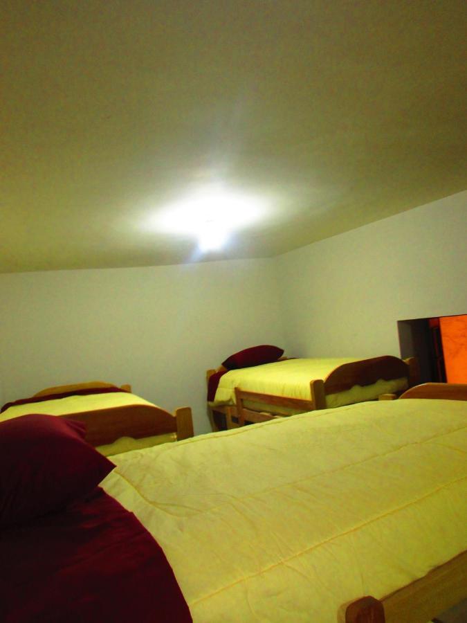 The Grasshopper Hostels Av Alta Cusco Exterior foto