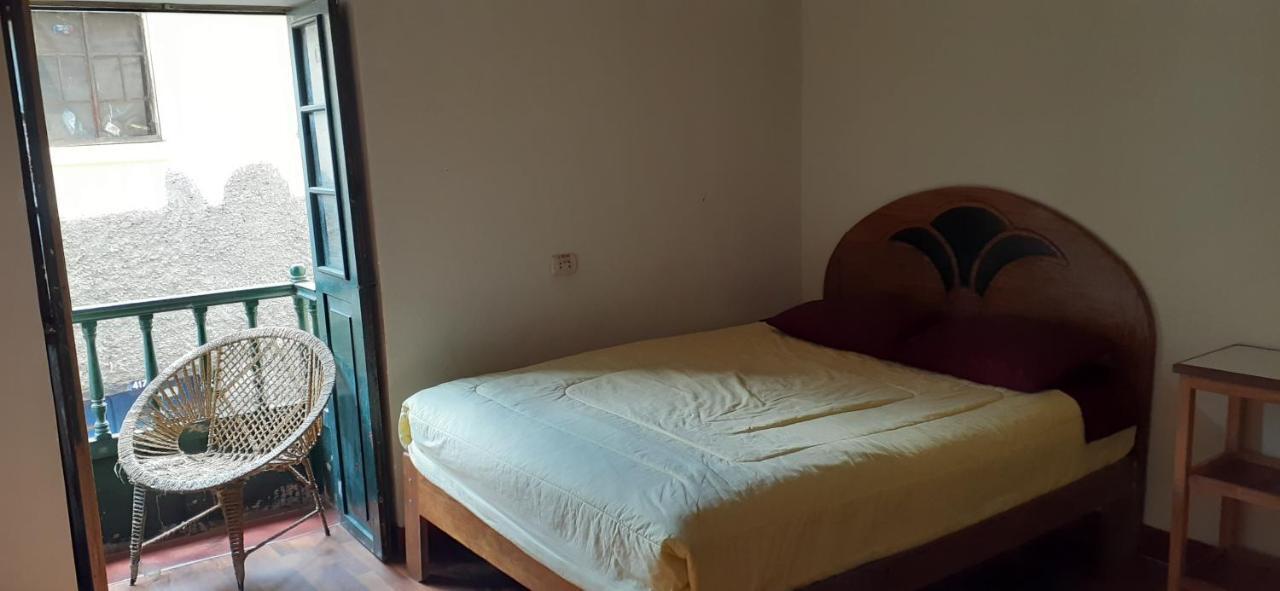 The Grasshopper Hostels Av Alta Cusco Exterior foto
