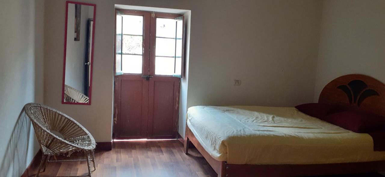 The Grasshopper Hostels Av Alta Cusco Exterior foto